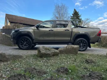 Hilux 2.8 D-4D 4Wd Invincible JBL  ACC