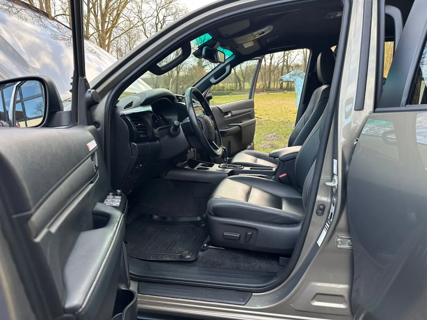 Hilux 2.8 D-4D 4Wd Invincible JBL  ACC