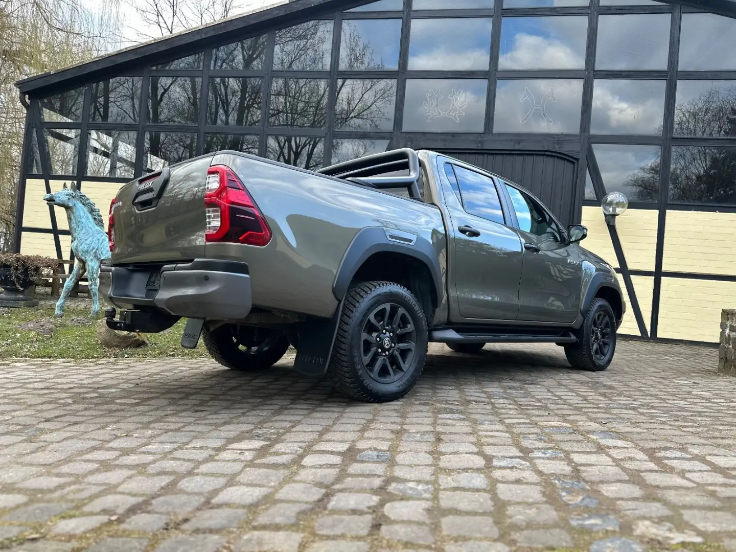 Hilux 2.8 D-4D 4Wd Invincible JBL  ACC