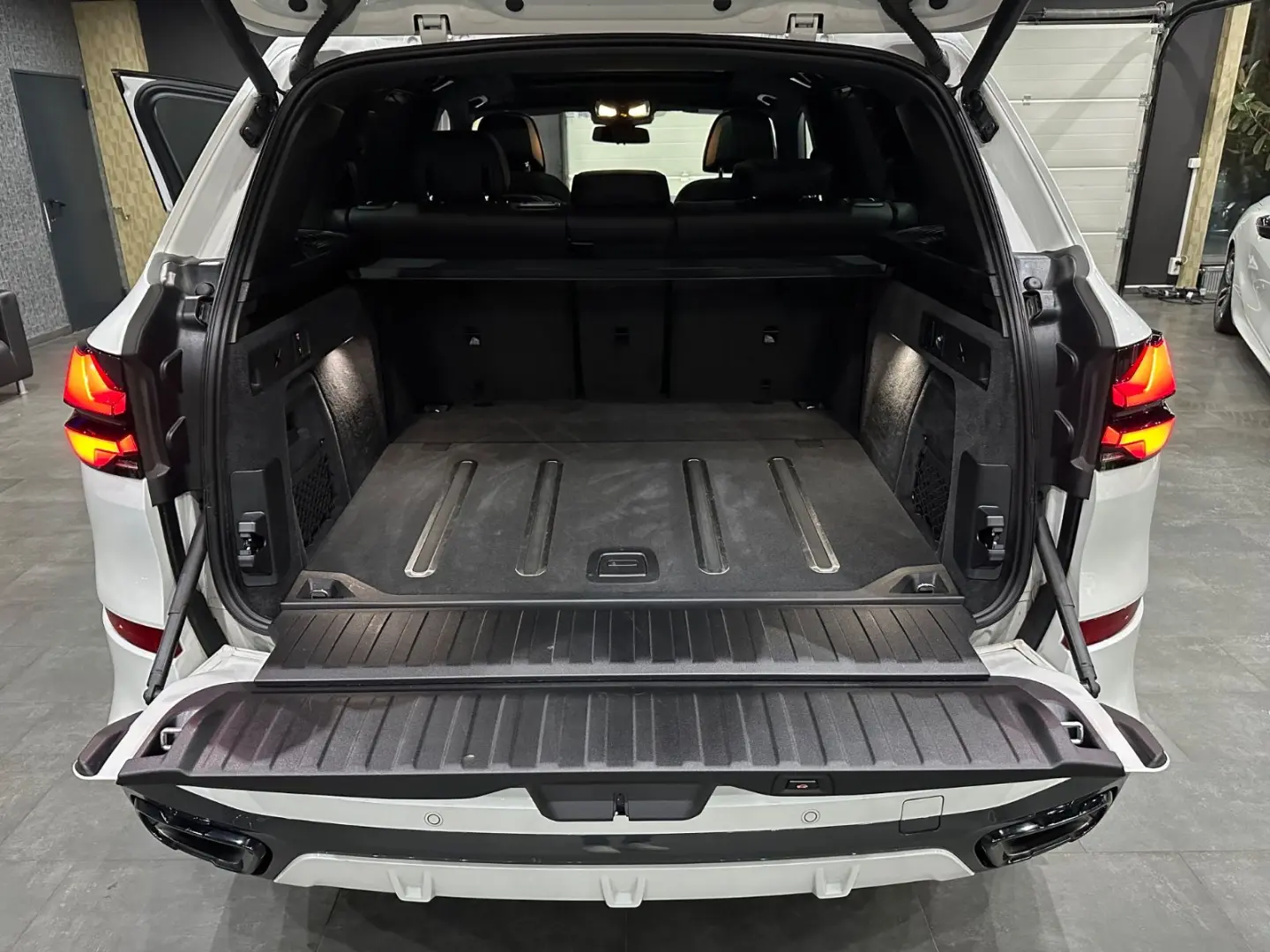 X5 30d xDrive M Sport Pro  SkyLounge  Soft-Close