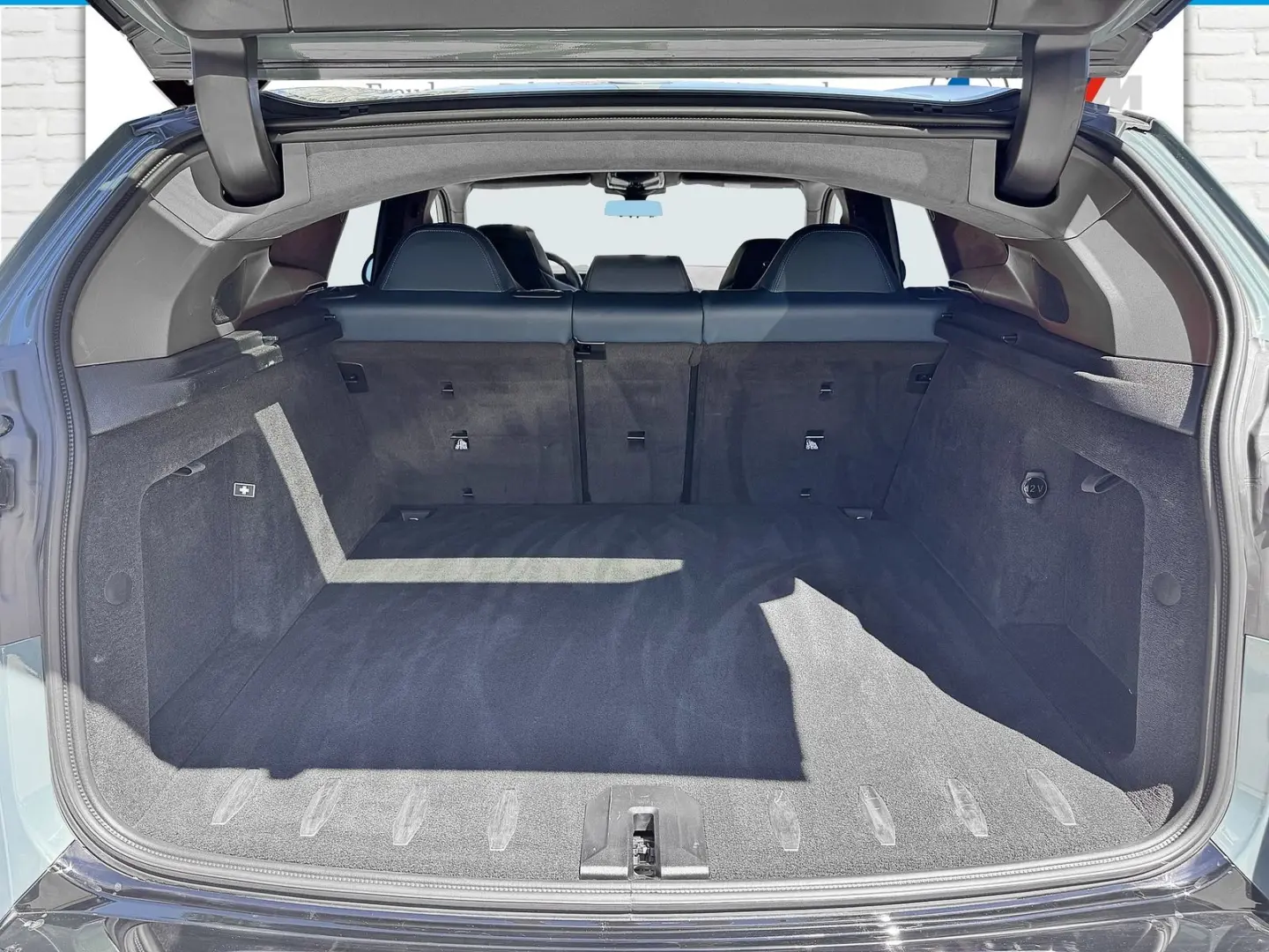 XM Gestiksteuerung M Drivers P. HK HiFi DAB AHK