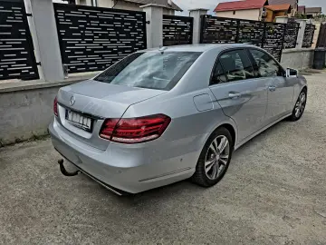 Mercedes-Benz E 250