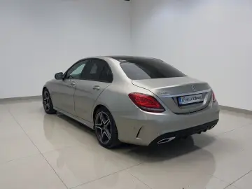 Mercedes Benz C200