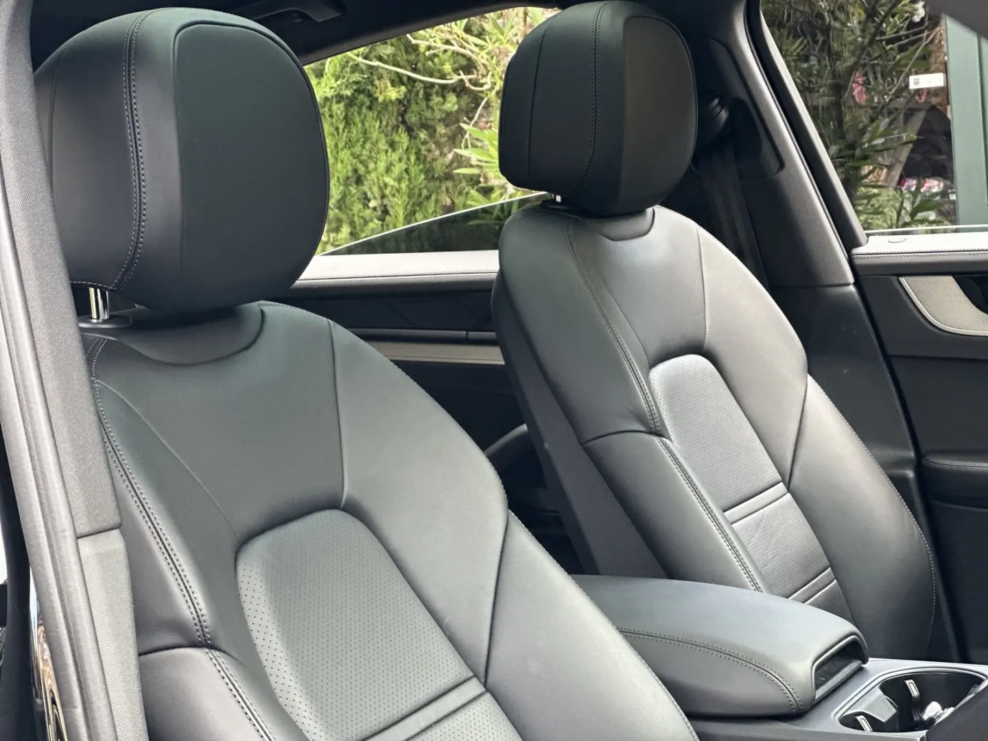 Cayenne E-Hybrid Coupe BOSE 21 EXCLUSIVE SPORT-C