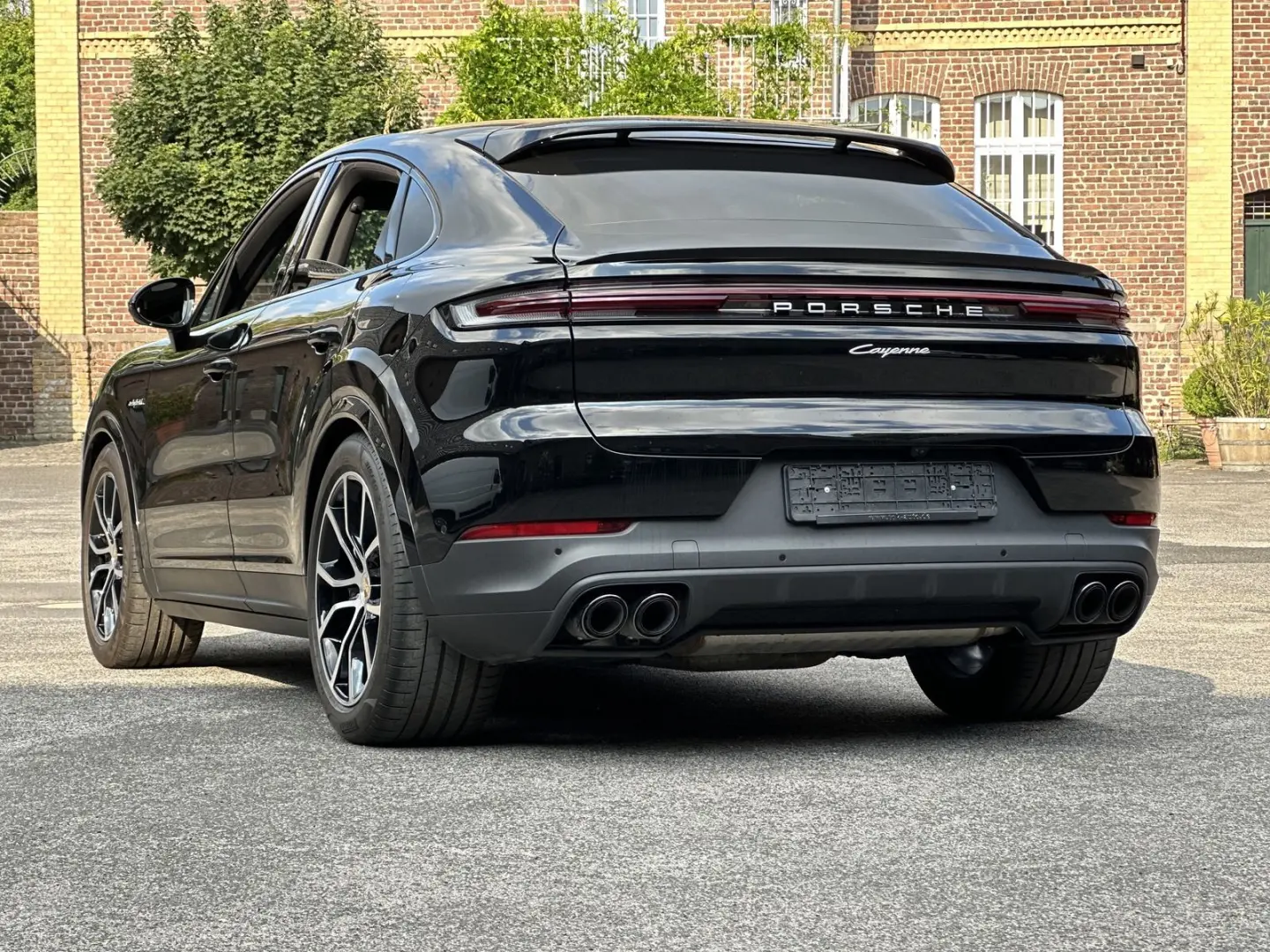 Cayenne E-Hybrid Coupe BOSE 21 EXCLUSIVE SPORT-C