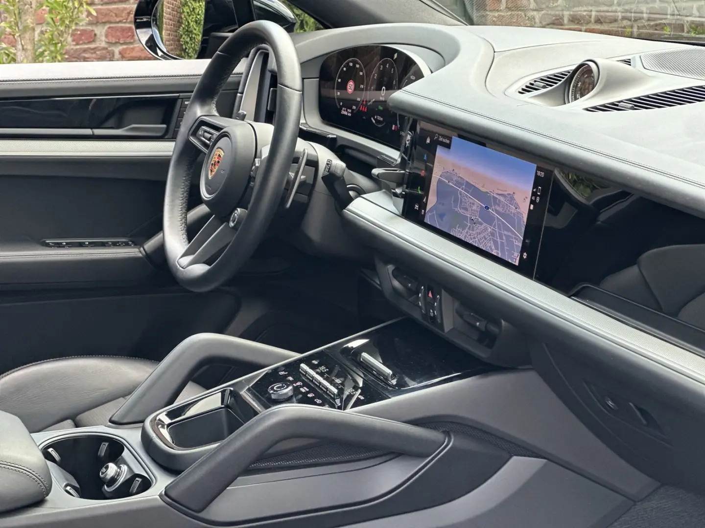 Cayenne E-Hybrid Coupe BOSE 21 EXCLUSIVE SPORT-C