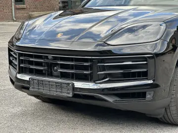 Cayenne E-Hybrid Coupe BOSE 21 EXCLUSIVE SPORT-C