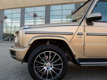 Mercedes-Benz G 500