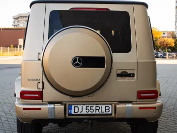 Mercedes-Benz G 500