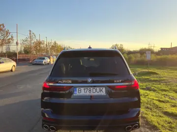 BMW X7 M50