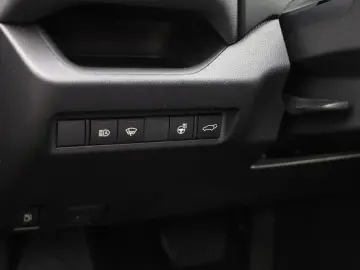 RAV 4 2.5 Hybrid 4x4 Team D SHZ PDC KLIMA