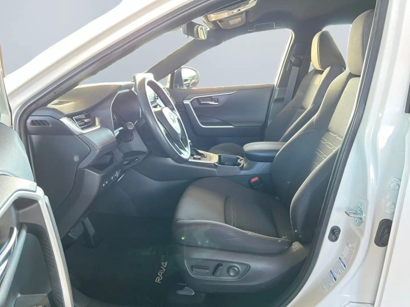 RAV 4 Plug-in-Hybrid Technik-Paket  HUD CAM 4xSH