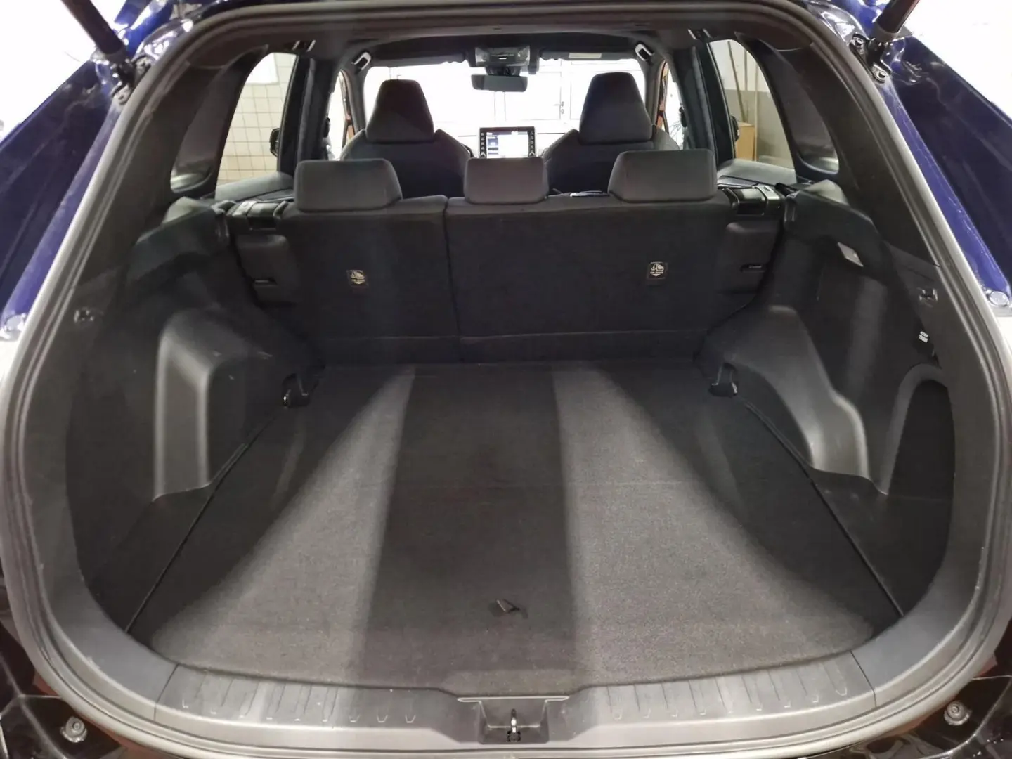 RAV4 Plug-in Hybrid 4x4 Technik Paket
