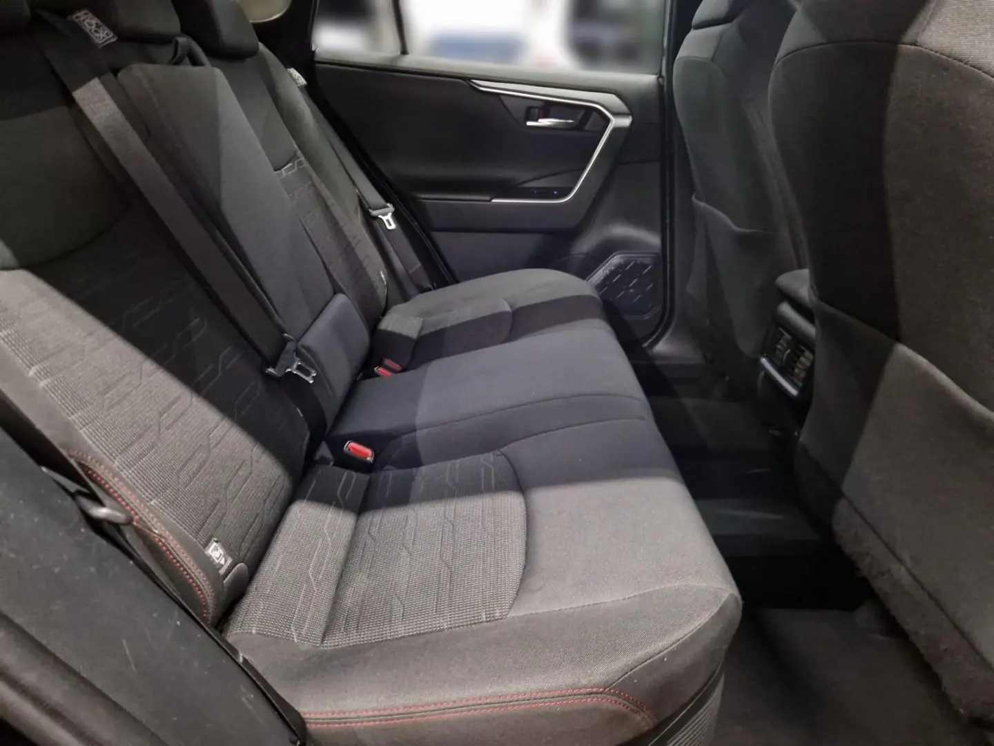 RAV4 Plug-in Hybrid 4x4 Technik Paket