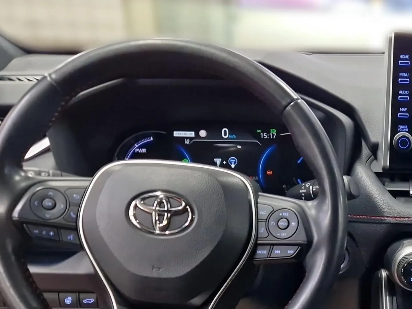 RAV4 Plug-in Hybrid 4x4 Technik Paket