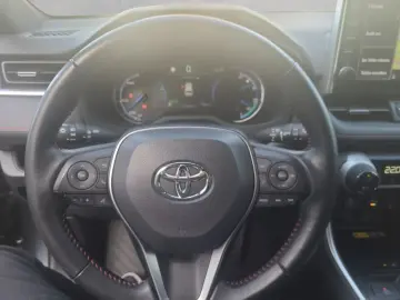 RAV 4 Plug-in-Hybrid Technik-Paket Head UP