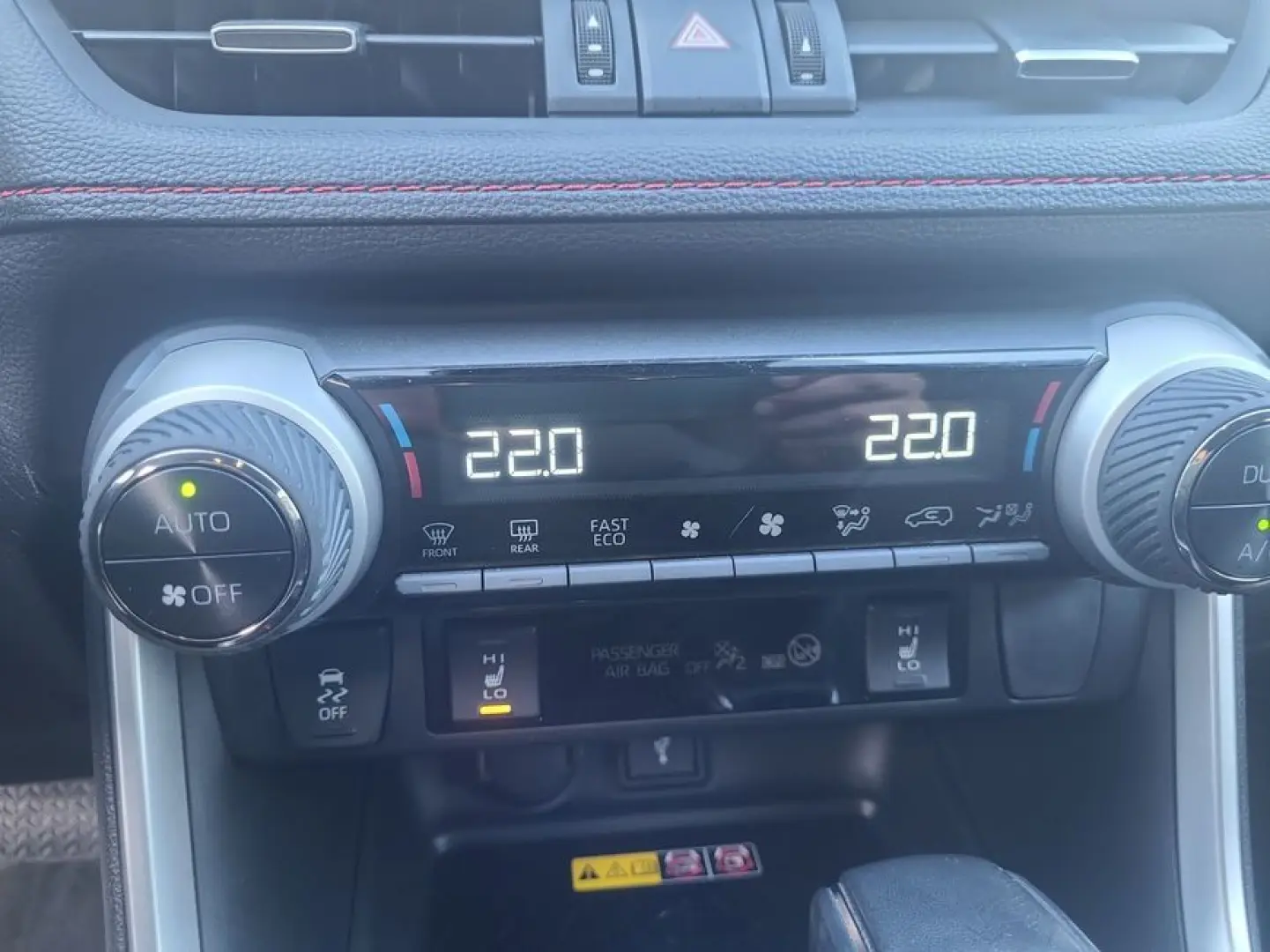 RAV 4 Plug-in-Hybrid Technik-Paket Head UP