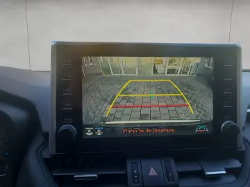 RAV 4 Plug-in-Hybrid Technik-Paket Head UP