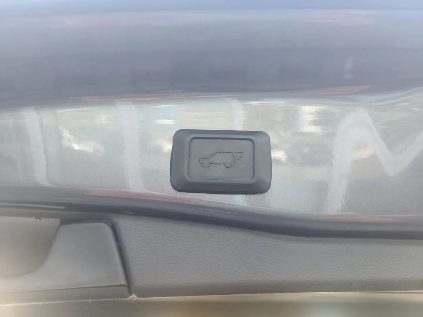 RAV 4 Plug-in-Hybrid Technik-Paket Head UP