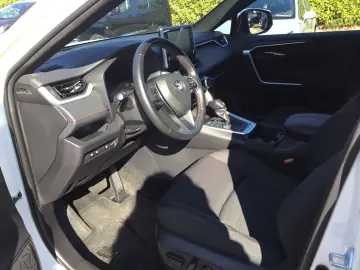 RAV 4 2.5 Plug-in Hybrid 4x4 SEGEBERG Kamera SHZ