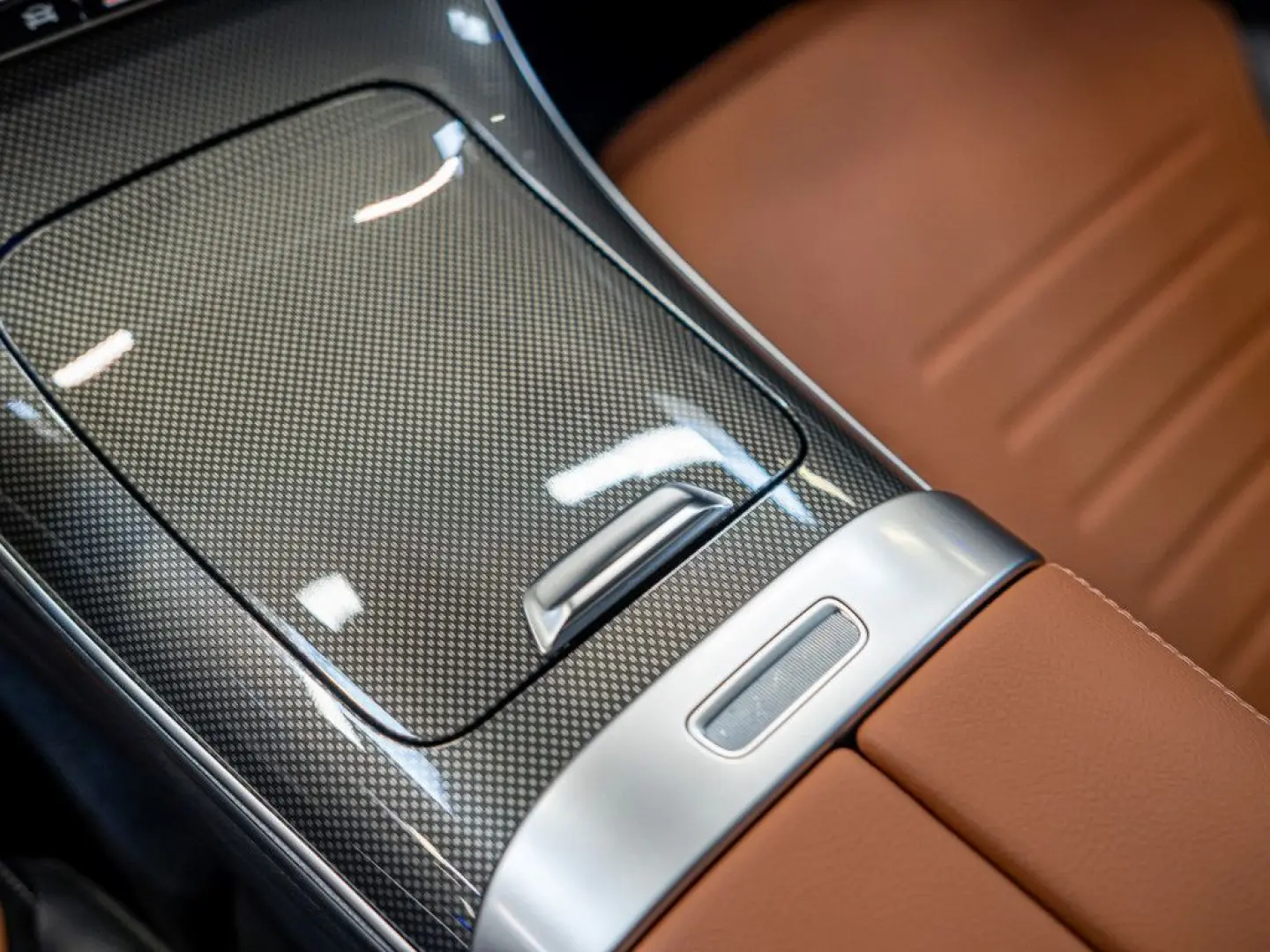 C 300 e 4M AMG Sport Distr. LED Pano HUD Navi SH