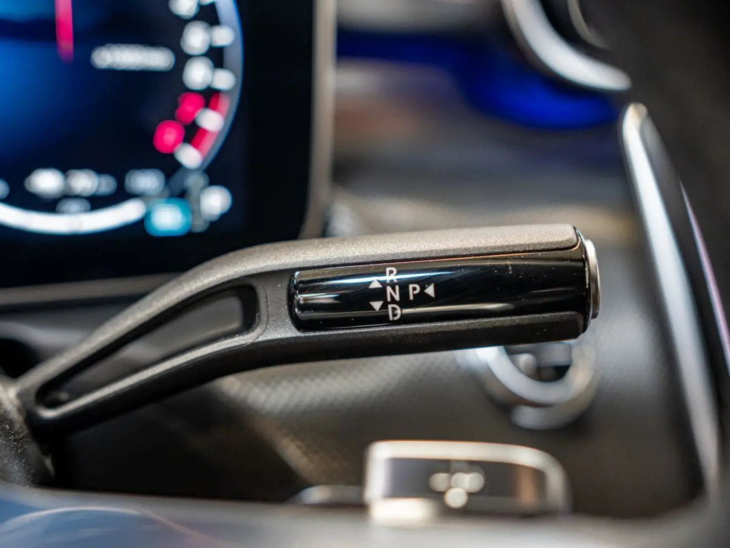 C 300 e 4M AMG Sport Distr. LED Pano HUD Navi SH