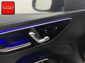 C 300 e AMG 18Z NIGHT PANO 360 MEMORY SITZKLIMA