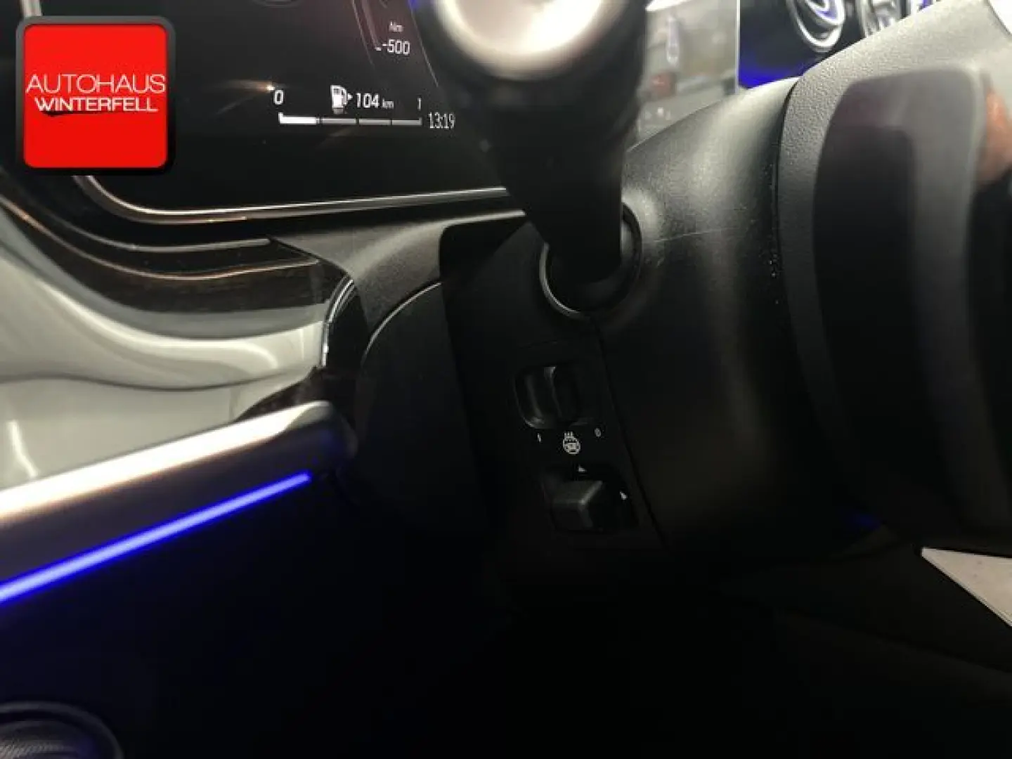 C 300 e AMG 18Z NIGHT PANO 360 MEMORY SITZKLIMA