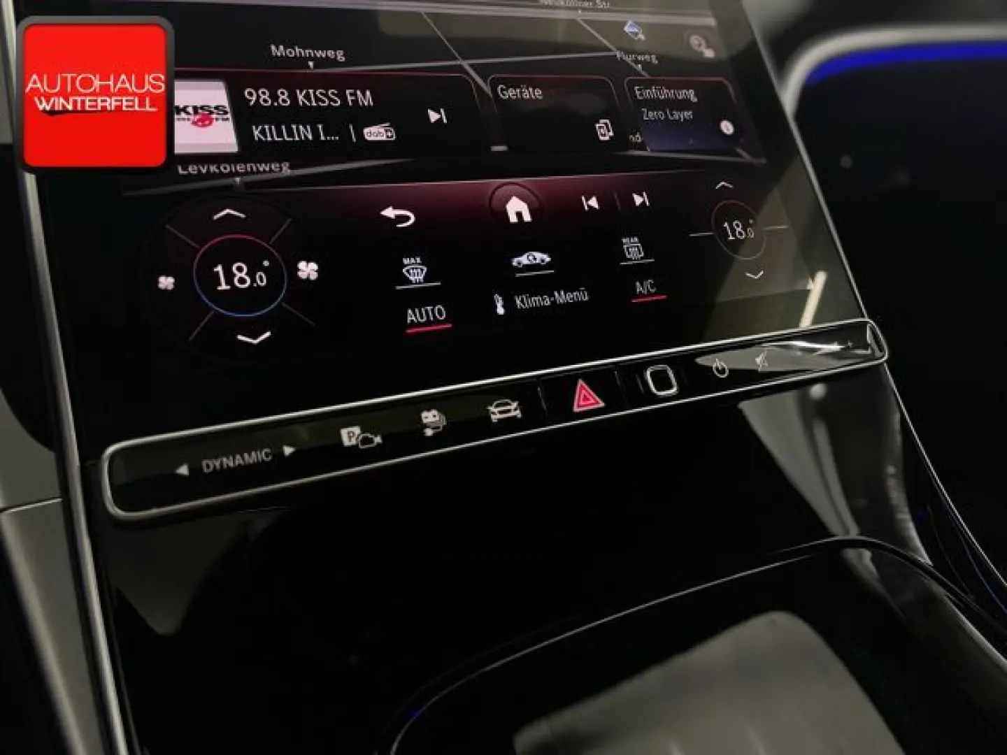 C 300 e AMG 18Z NIGHT PANO 360 MEMORY SITZKLIMA