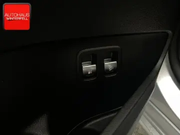 C 300 e AMG 18Z NIGHT PANO 360 MEMORY SITZKLIMA