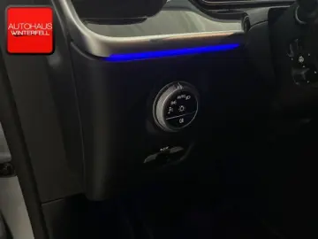 C 300 e AMG 18Z NIGHT PANO 360 MEMORY SITZKLIMA