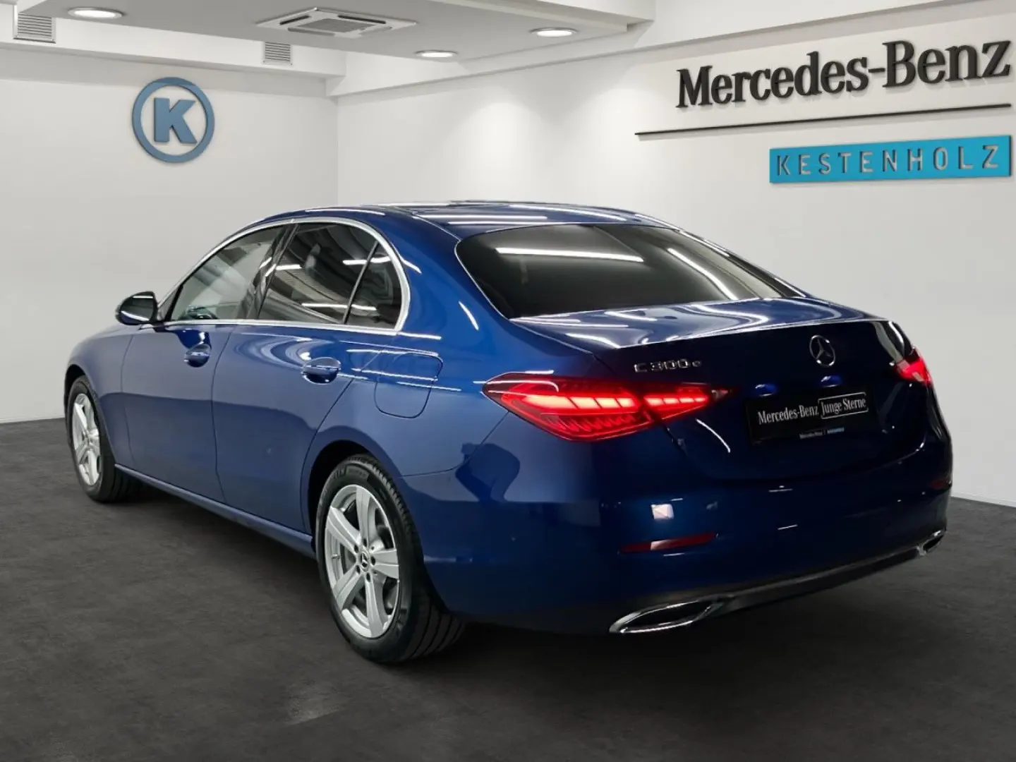 C 300 e Avantgarde KAMERA TOTWINKEL DAB AMBIENTE