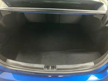 C 300 e Avantgarde KAMERA TOTWINKEL DAB AMBIENTE