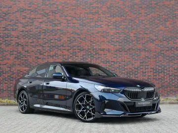 550 xDrive   M-sport - AHK - HUD - Pano- Bow&Wil