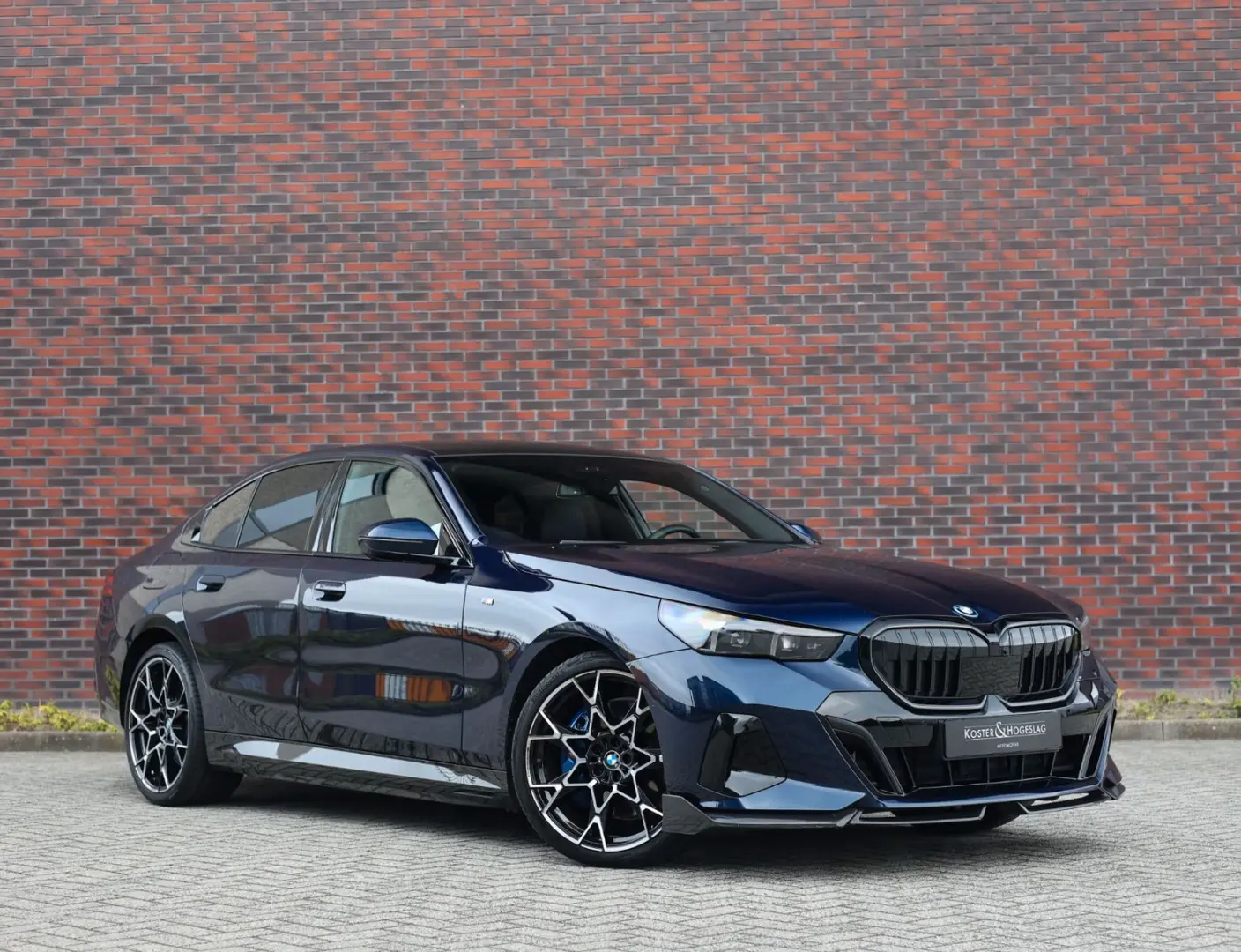 550 xDrive   M-sport - AHK - HUD - Pano- Bow&Wil
