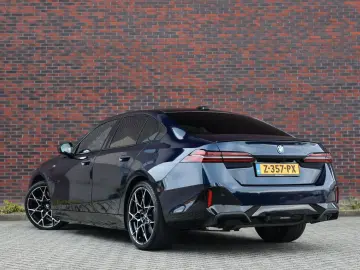 550 xDrive   M-sport - AHK - HUD - Pano- Bow&Wil