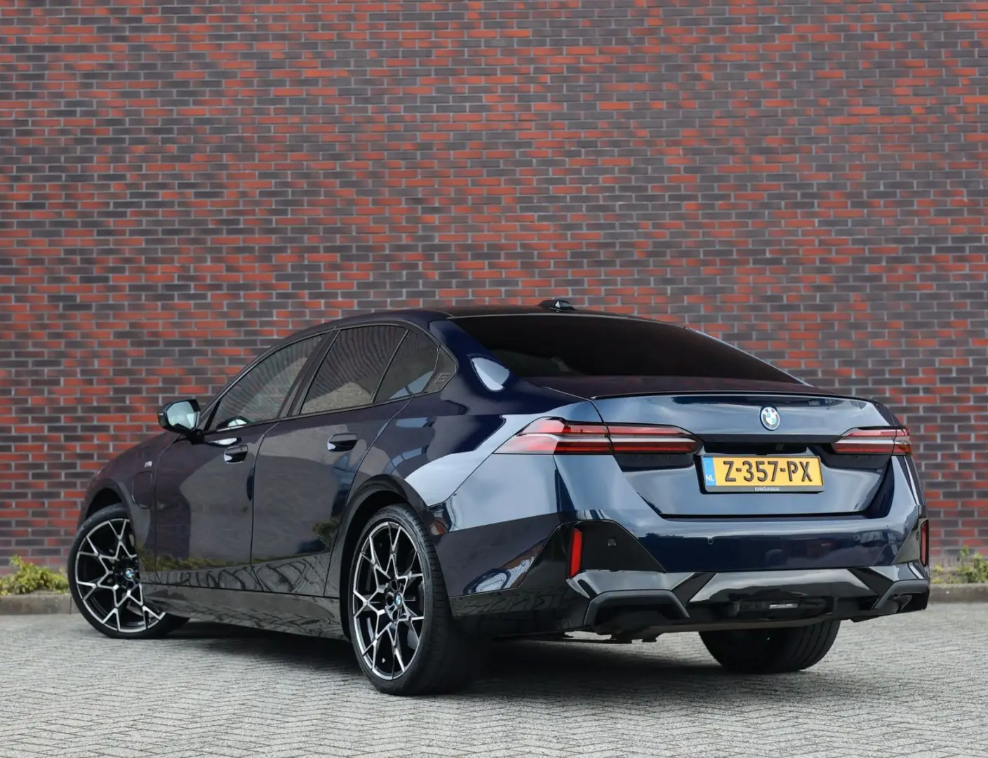 550 xDrive   M-sport - AHK - HUD - Pano- Bow&Wil