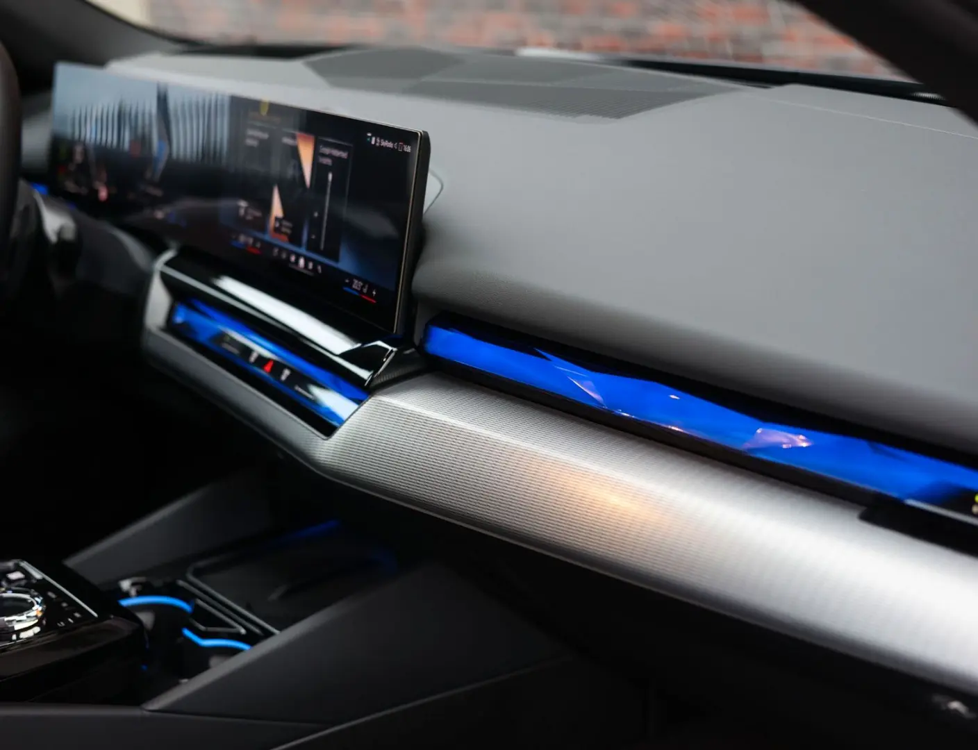 550 xDrive   M-sport - AHK - HUD - Pano- Bow&Wil