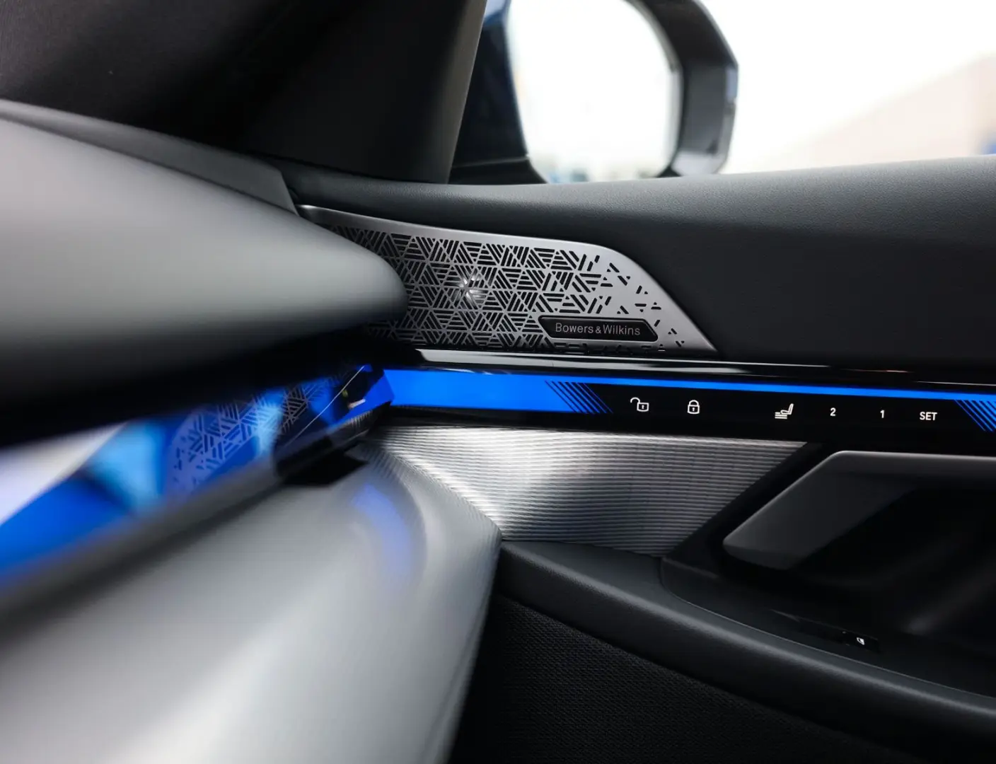 550 xDrive   M-sport - AHK - HUD - Pano- Bow&Wil