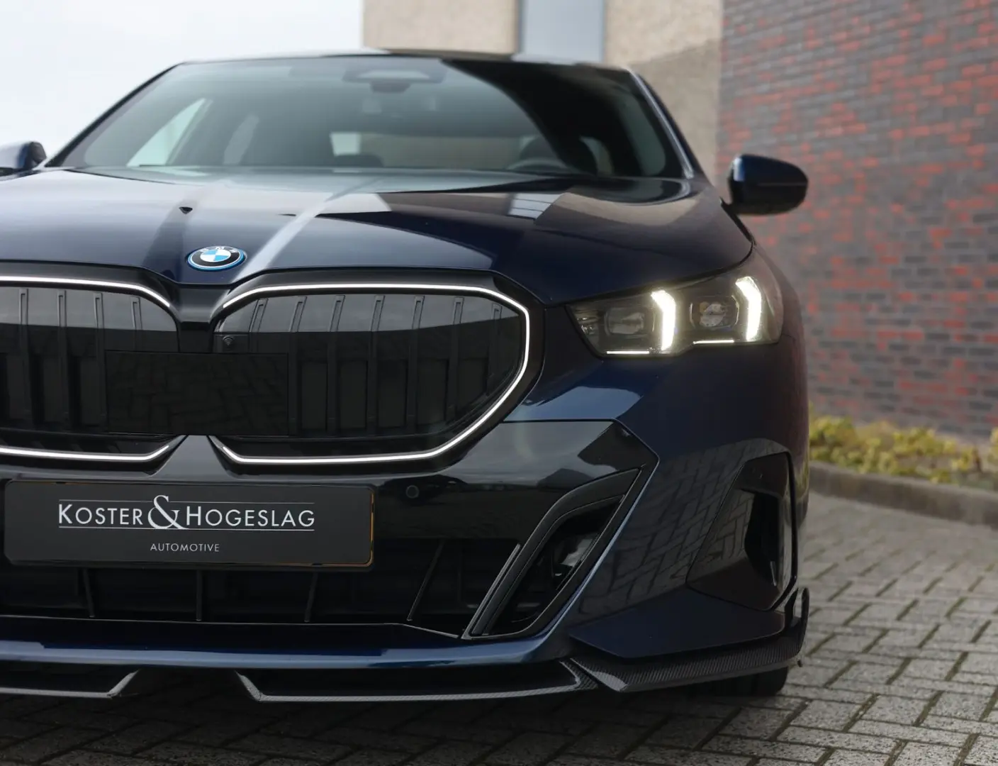 550 xDrive   M-sport - AHK - HUD - Pano- Bow&Wil