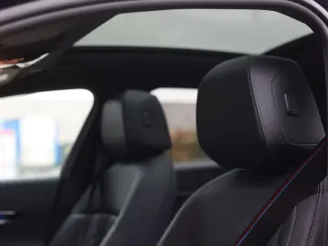 550 xDrive   M-sport - AHK - HUD - Pano- Bow&Wil