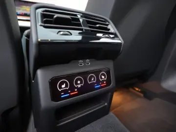 550 xDrive   M-sport - AHK - HUD - Pano- Bow&Wil