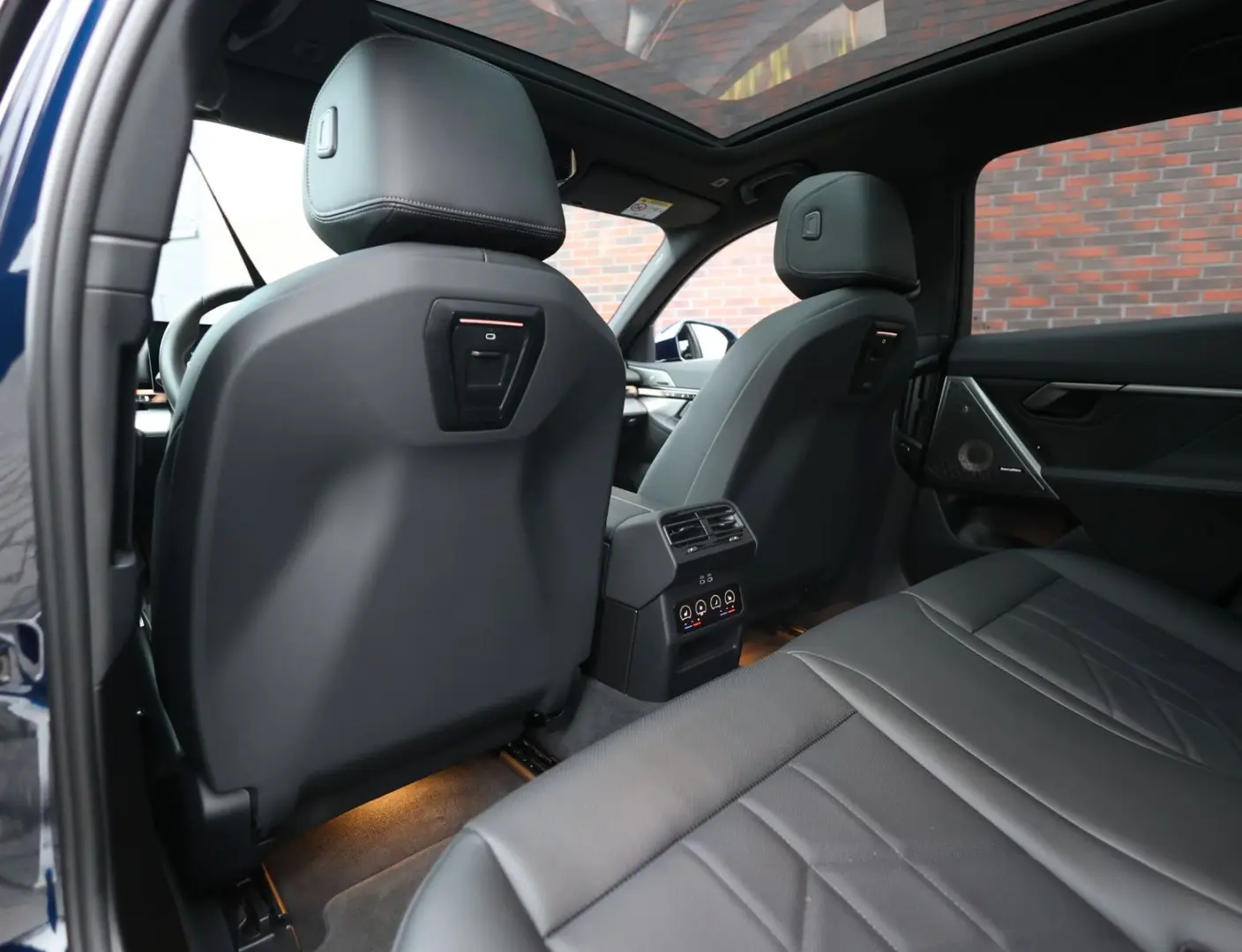 550 xDrive   M-sport - AHK - HUD - Pano- Bow&Wil