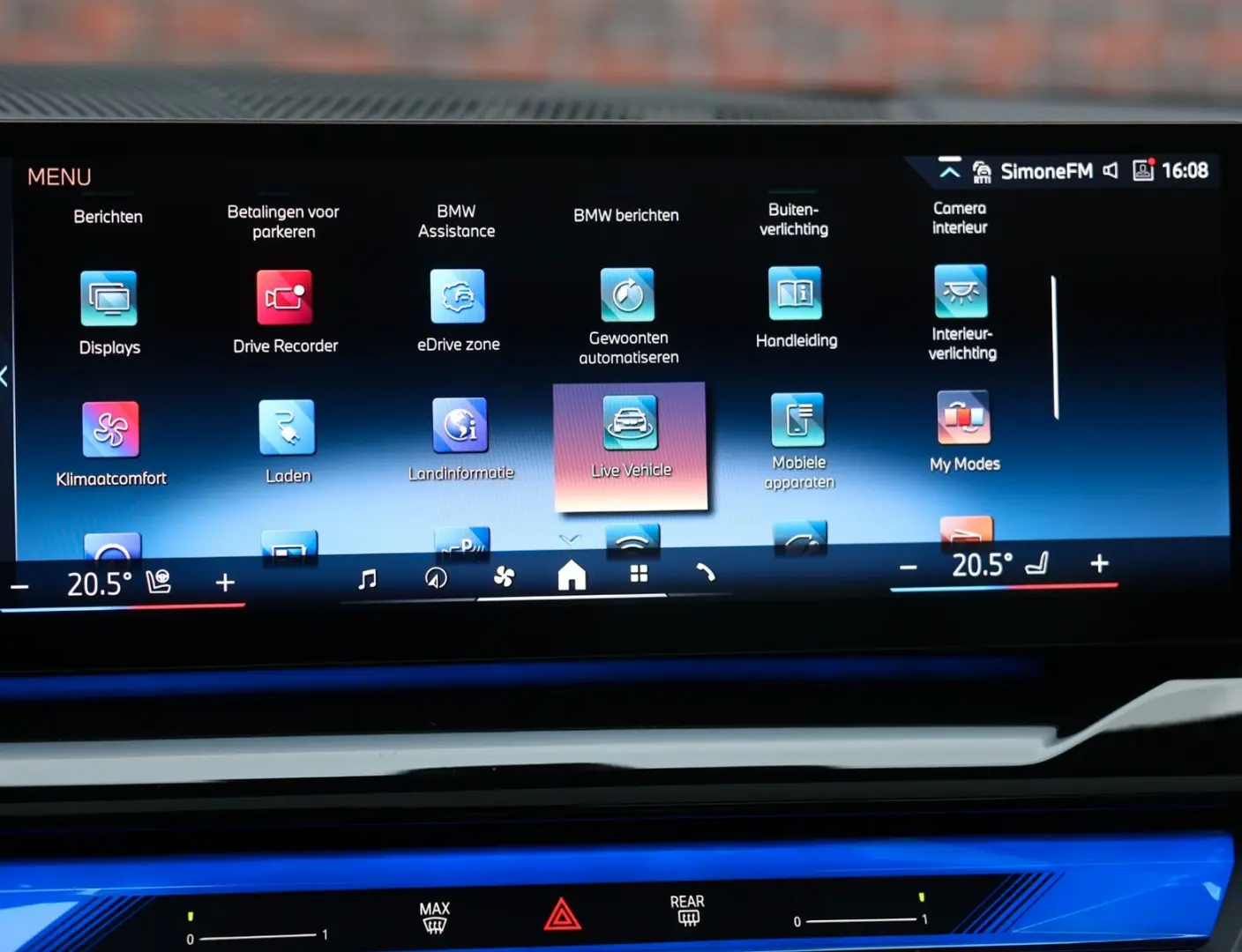 550 xDrive   M-sport - AHK - HUD - Pano- Bow&Wil