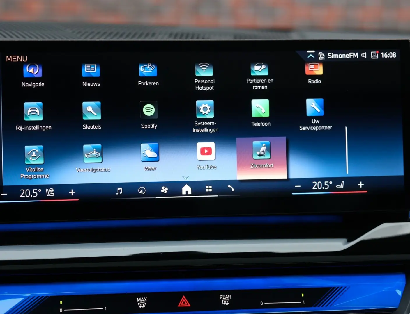 550 xDrive   M-sport - AHK - HUD - Pano- Bow&Wil