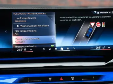 550 xDrive   M-sport - AHK - HUD - Pano- Bow&Wil