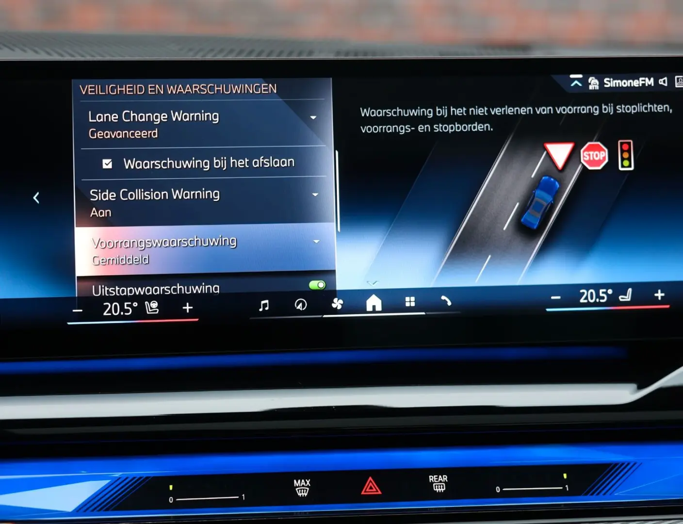 550 xDrive   M-sport - AHK - HUD - Pano- Bow&Wil