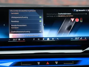 550 xDrive   M-sport - AHK - HUD - Pano- Bow&Wil