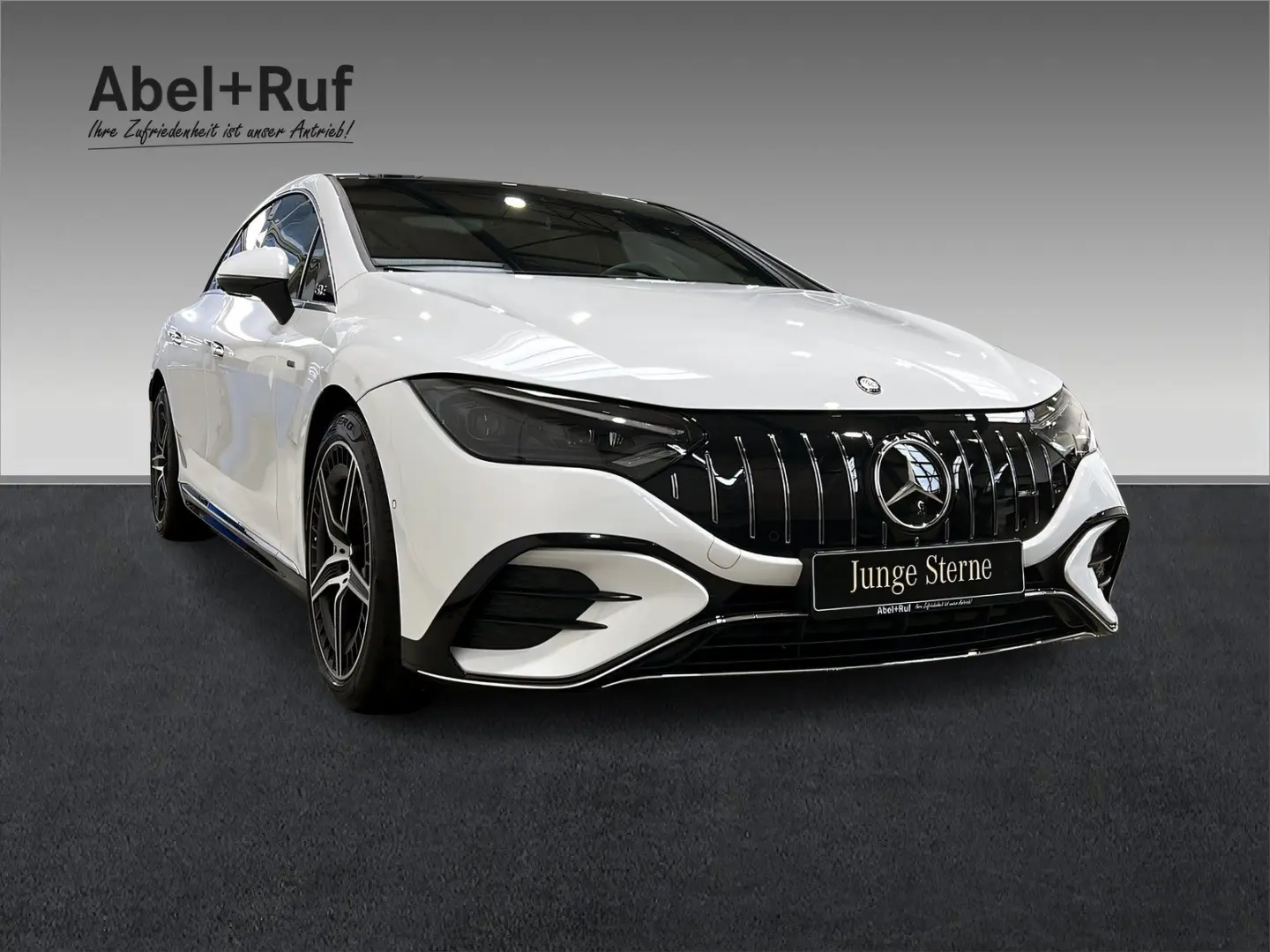 MERCEDES BENZ EQE 43 AMG 4M