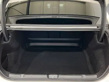 MERCEDES BENZ EQE 43 AMG 4M